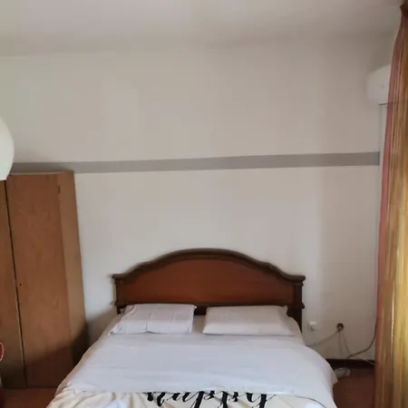 Πανσιόν Ampia Con Balcone Privato Pordenone