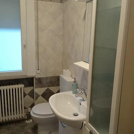 Ampia Con Balcone Privato Πανσιόν *