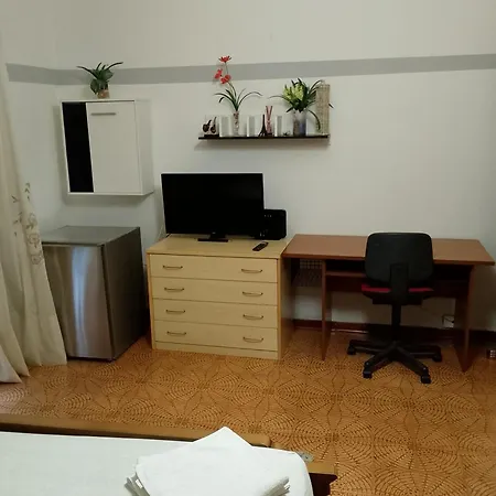 Ampia Con Balcone Privato Pensión Pordenone