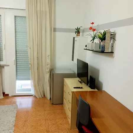 Ampia Con Balcone Privato