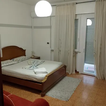 Ampia Con Balcone Privato Pensión